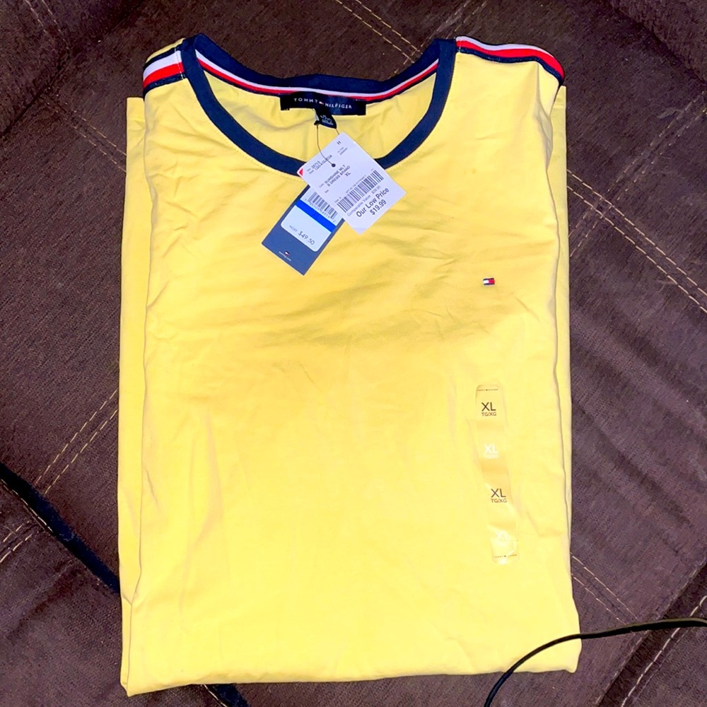 20$ for this brand new, never worn with tags Tommy Hilfiger T-Shirt Dress